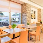 阿斯特罗斯海滩精品酒店 酒店 Parálion Ástros