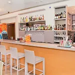 阿斯特罗斯海滩精品酒店 Parálion Ástros