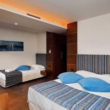 Astros Boutique Hotel