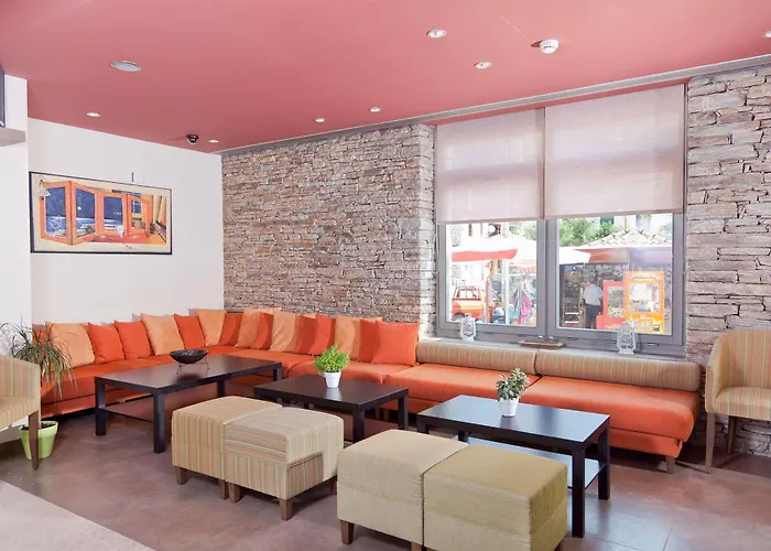 Astros Boutique Hotel 3*