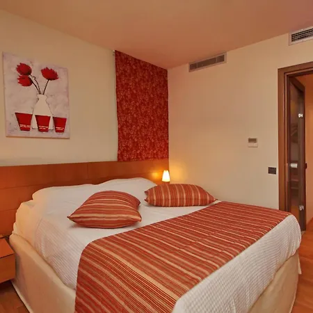 Astros Boutique 3* Parálion Ástros