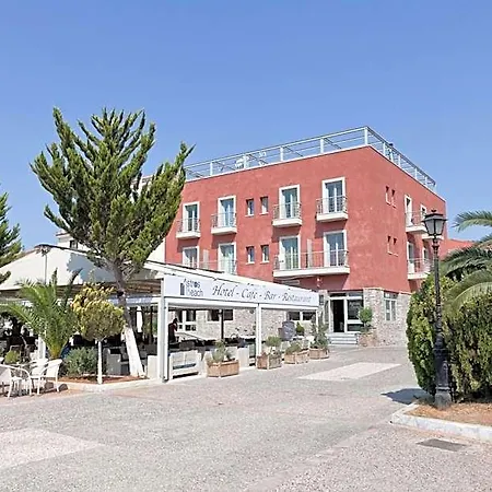 Astros Boutique Hotel 3*