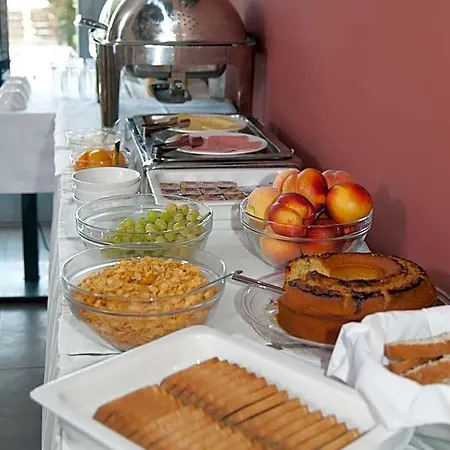 Astros Boutique Hotel 3*