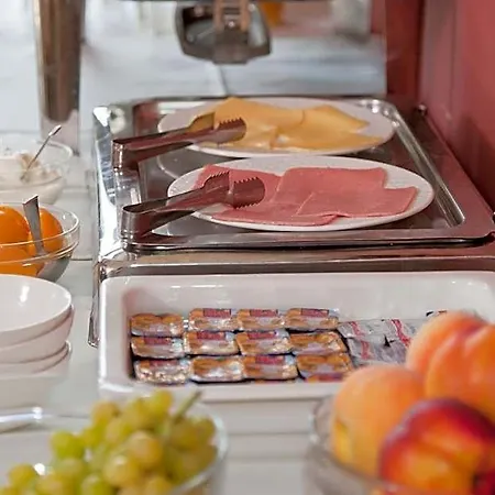 Astros Boutique Hotel 3*