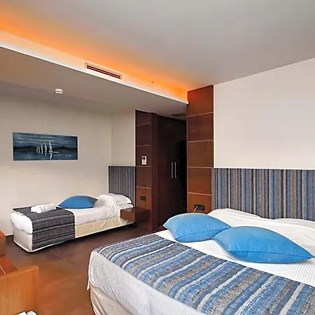 Astros Boutique Hotel
