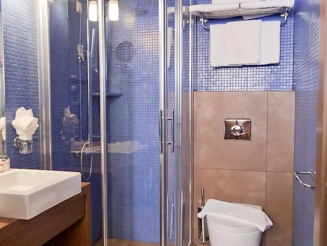 Astros Boutique Hotel 3*