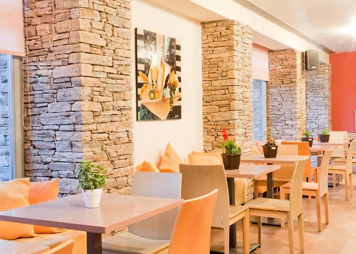 Astros Boutique Отель